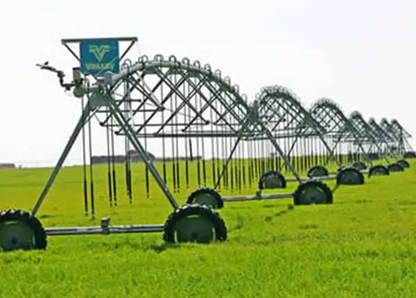 Center pivot irrigation systems